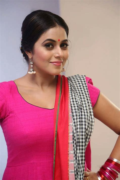 shamna kasim religion|Shamna Kasim aka Poorna Biography, Age, Height,。